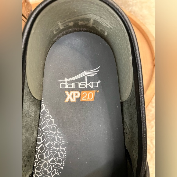 EUC Dansko XP 2.0 Professional Rainbow Black Floral Leather Slip-on Clogs Sz 9 - Picture 4 of 9